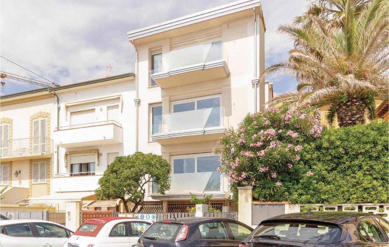 Sul Mare Appartement Lido di Camaiore Buitenkant foto