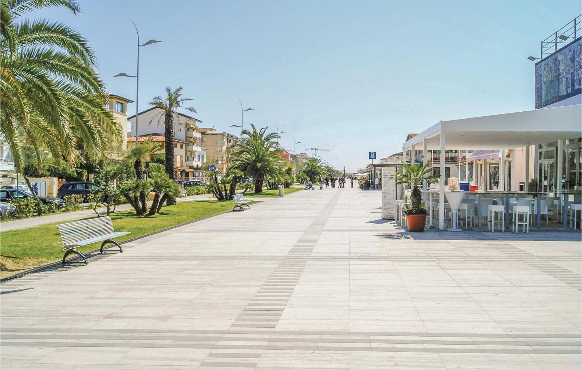 Sul Mare Appartement Lido di Camaiore Buitenkant foto